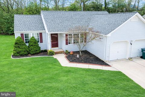 Photo of 39 Jared Lane, TUCKERTON, NJ 08087 (MLS # NJOC2041118)