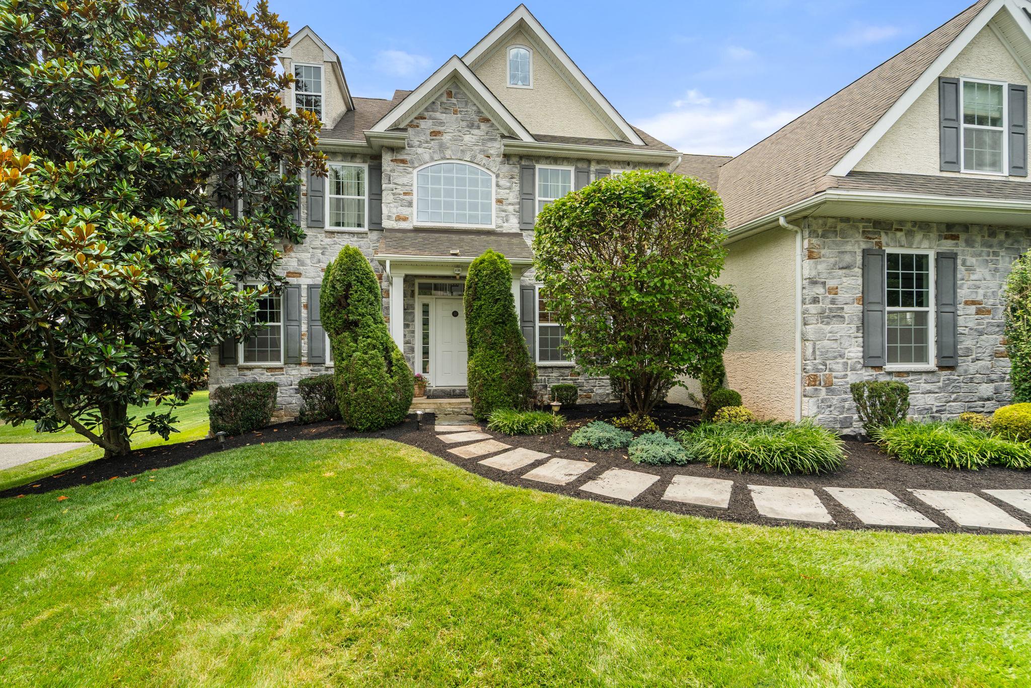 10 SPRINGHOUSE LANE