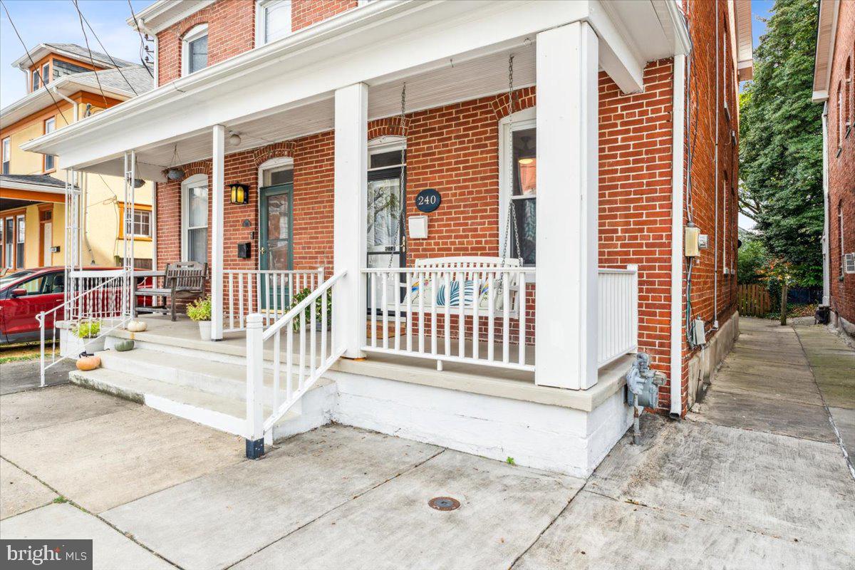 DOWNTOWN FREDERICK - Residential