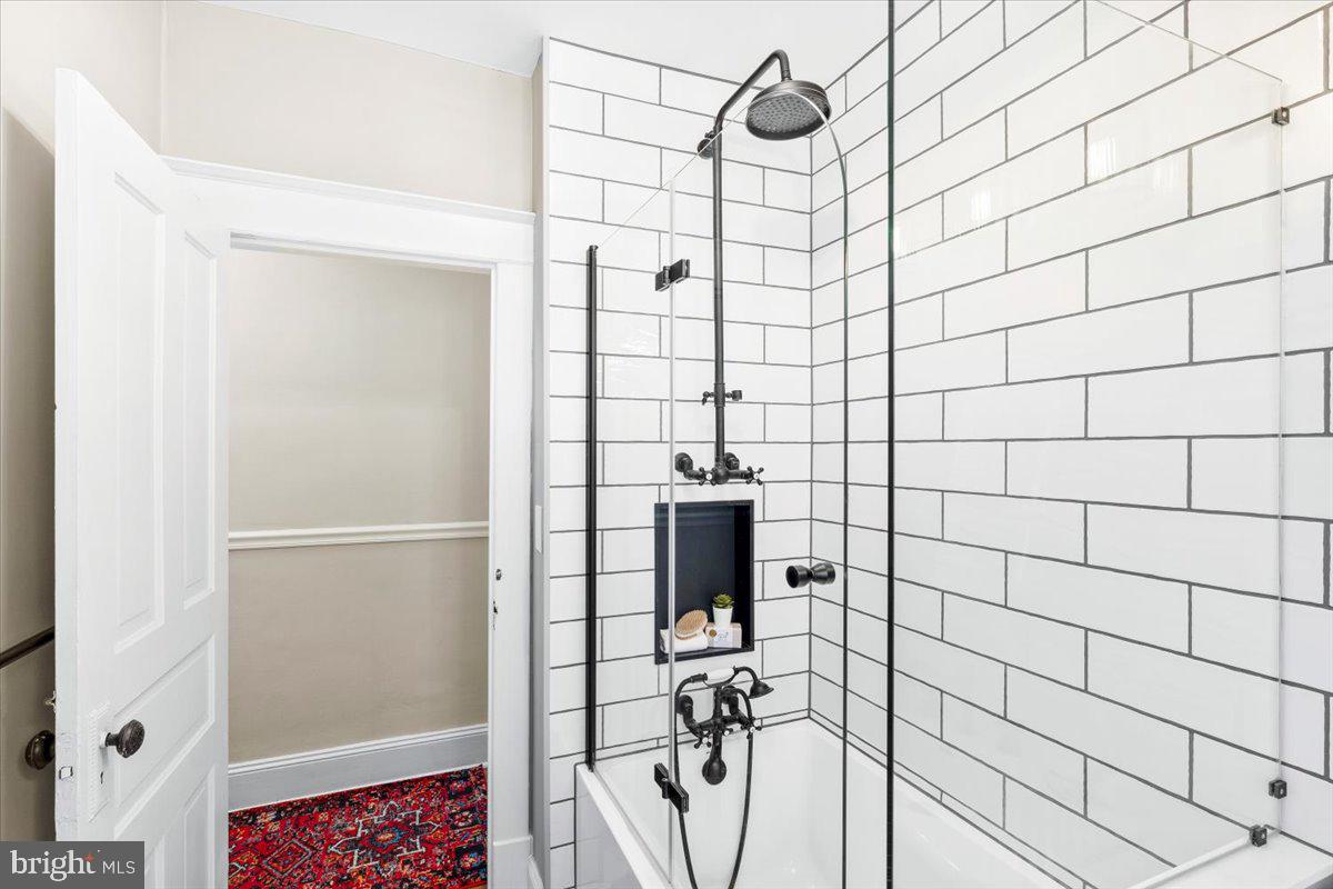 DOWNTOWN FREDERICK - Residential