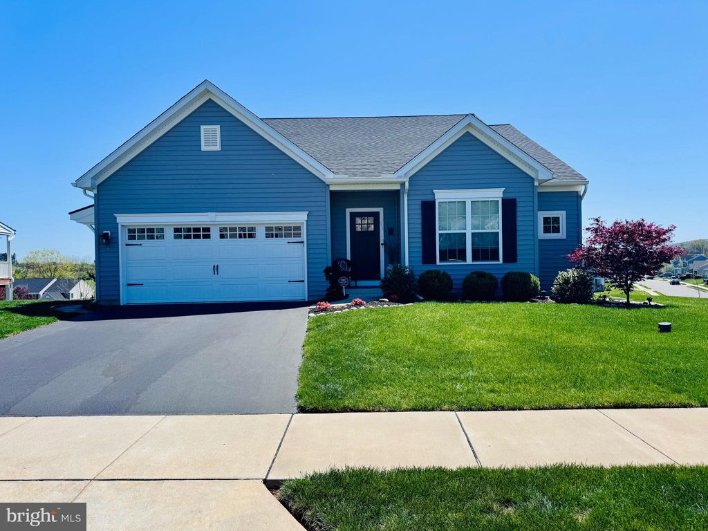 Photo of 9 Heatherwood Lane, DENVER, PA 17517 (MLS # PALA2068874)