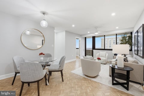 Condo For Rent - 4550 N Park Avenue #807<br/> Montgomery County, CHEVY CHASE, MD 20815