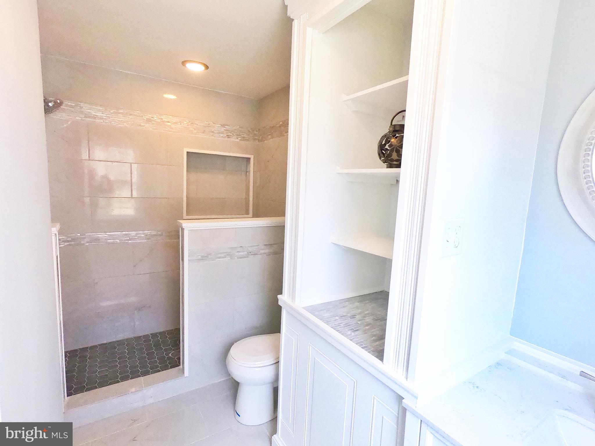 VILLAGE OF LONG REACH - Residential