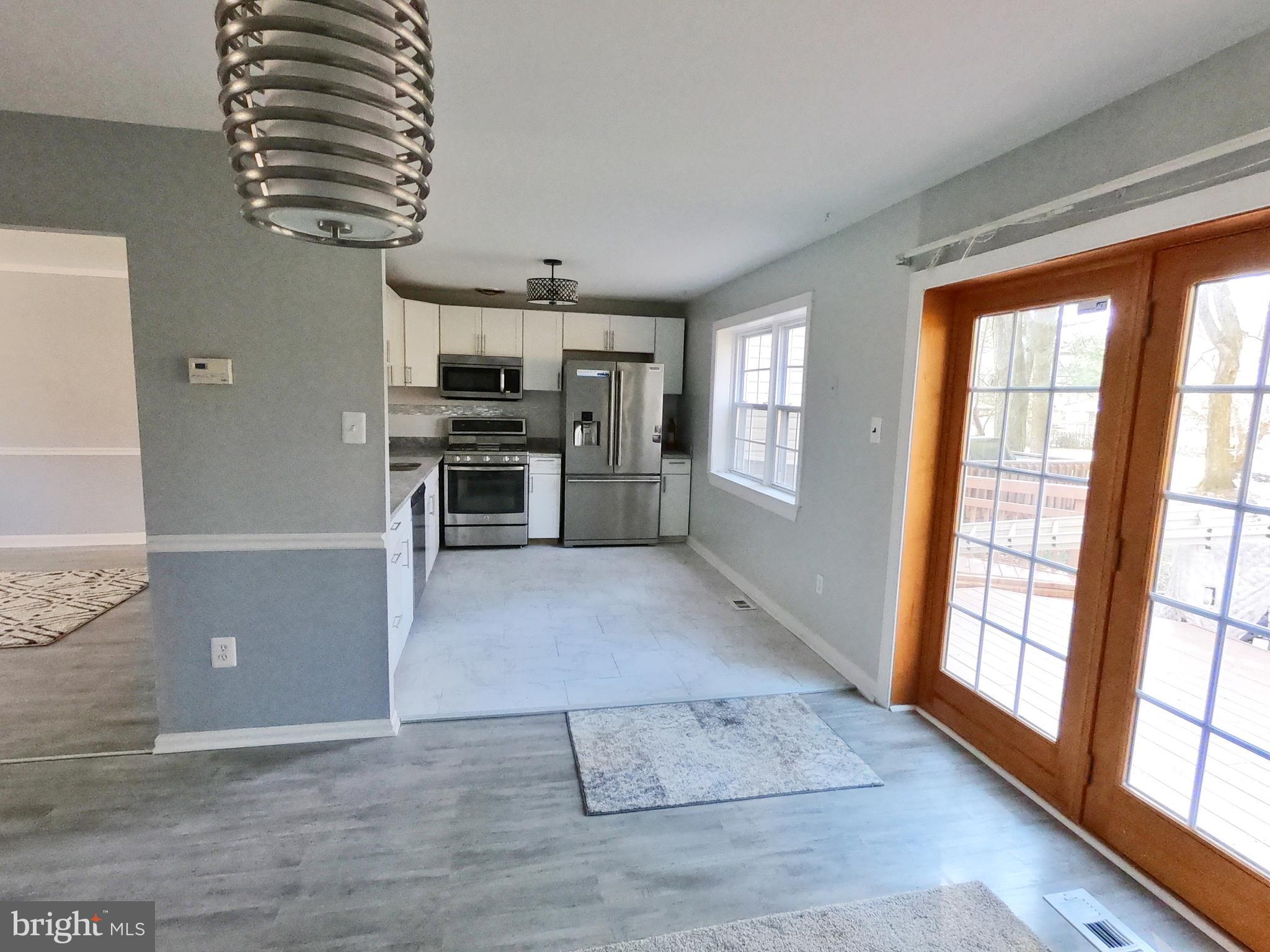 VILLAGE OF LONG REACH - Residential