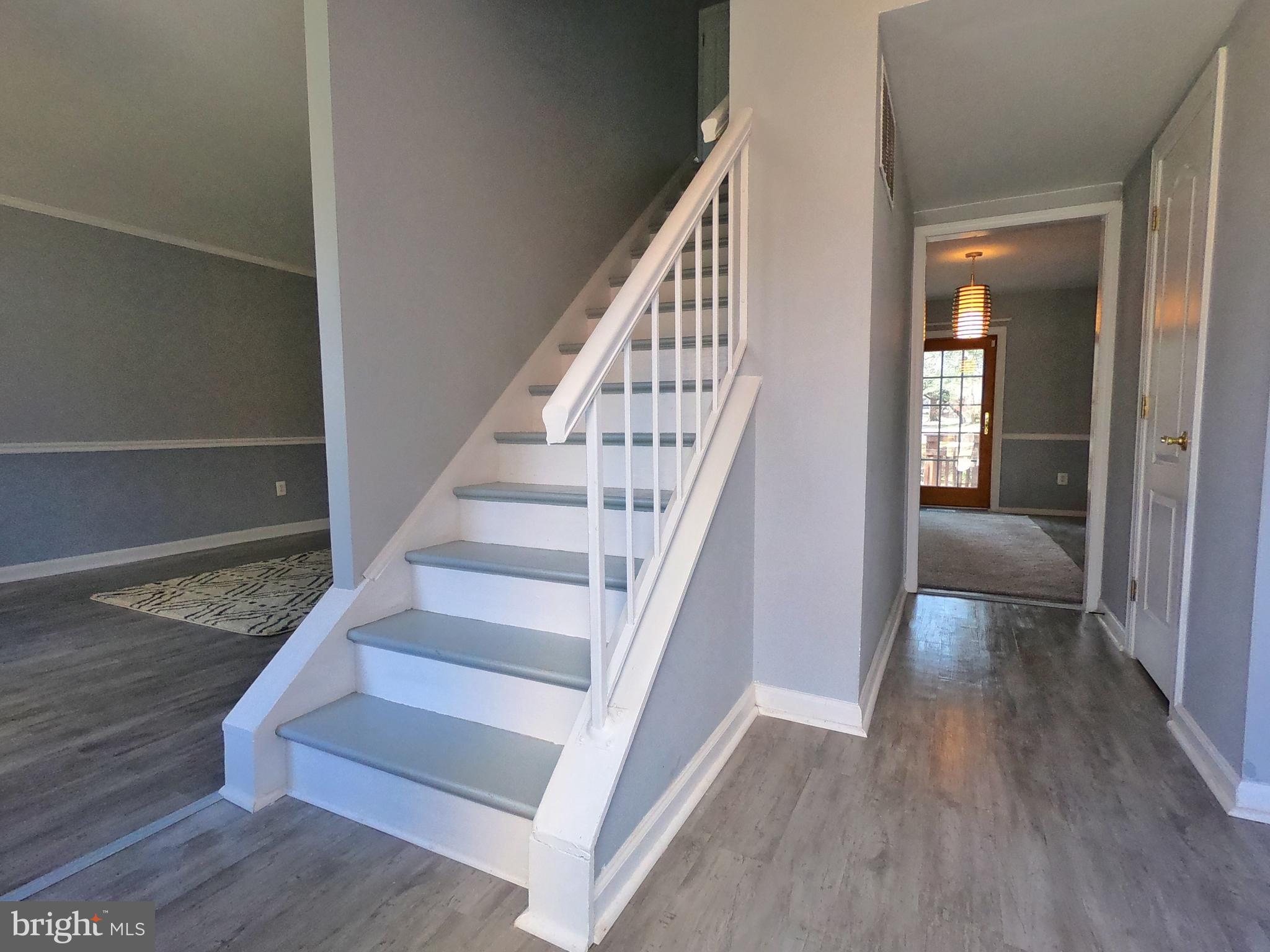 VILLAGE OF LONG REACH - Residential