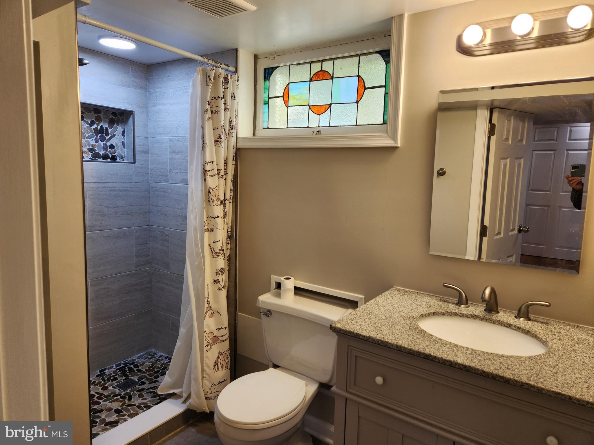 MEADOWBROOK VILLAGE - Residential Lease