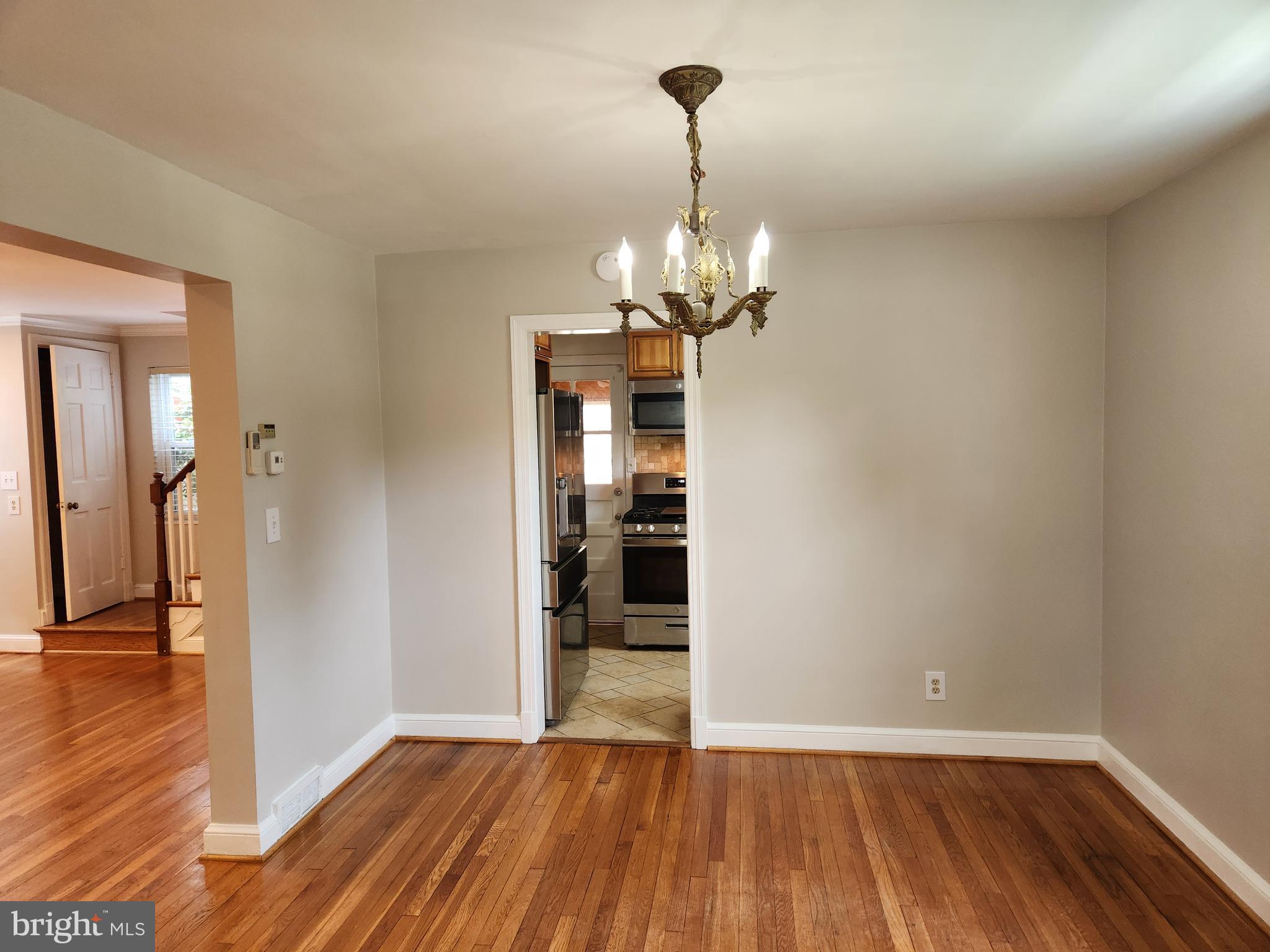 MEADOWBROOK VILLAGE - Residential Lease