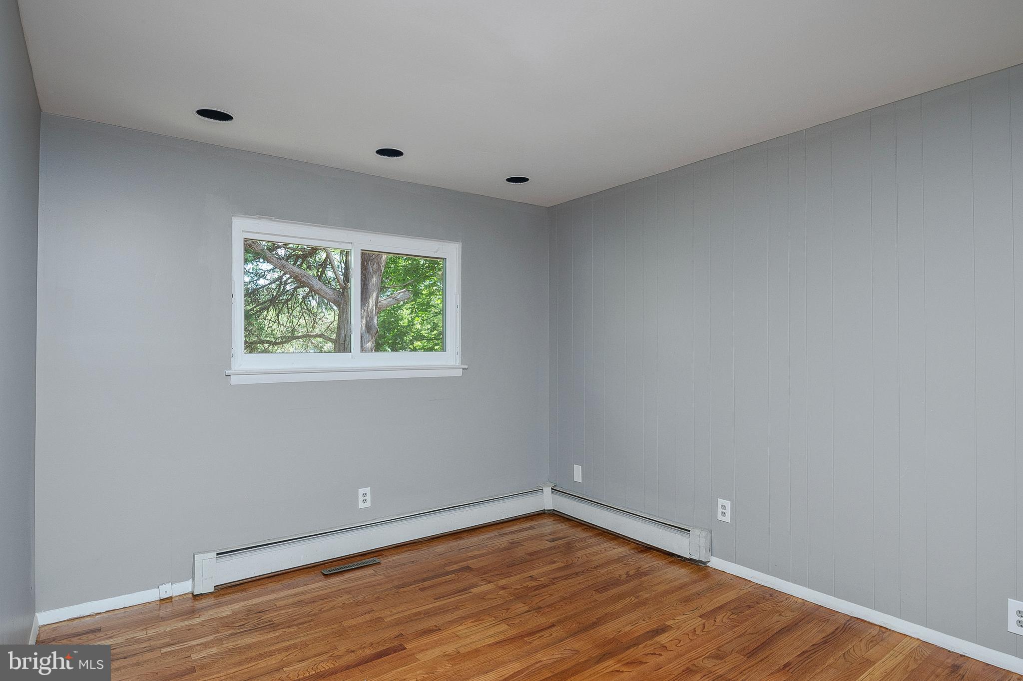 LAYDON PARK - Residential Lease