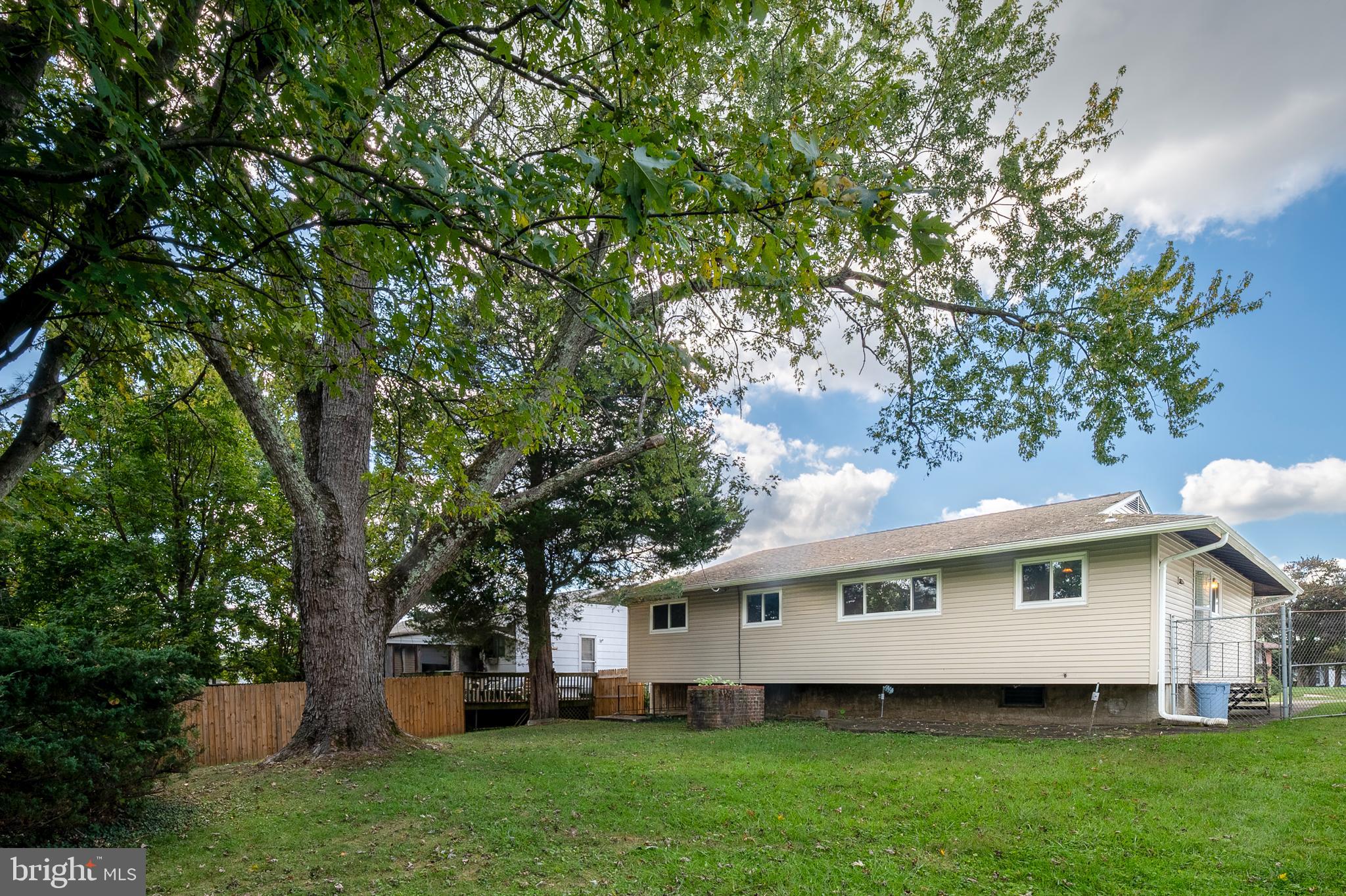 LAYDON PARK - Residential Lease