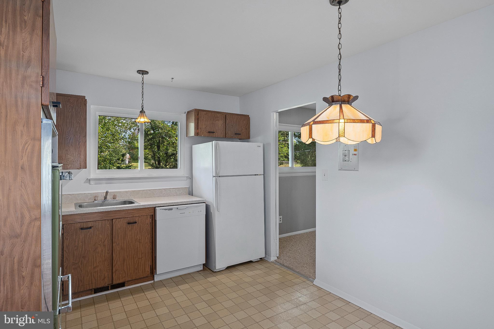 LAYDON PARK - Residential Lease