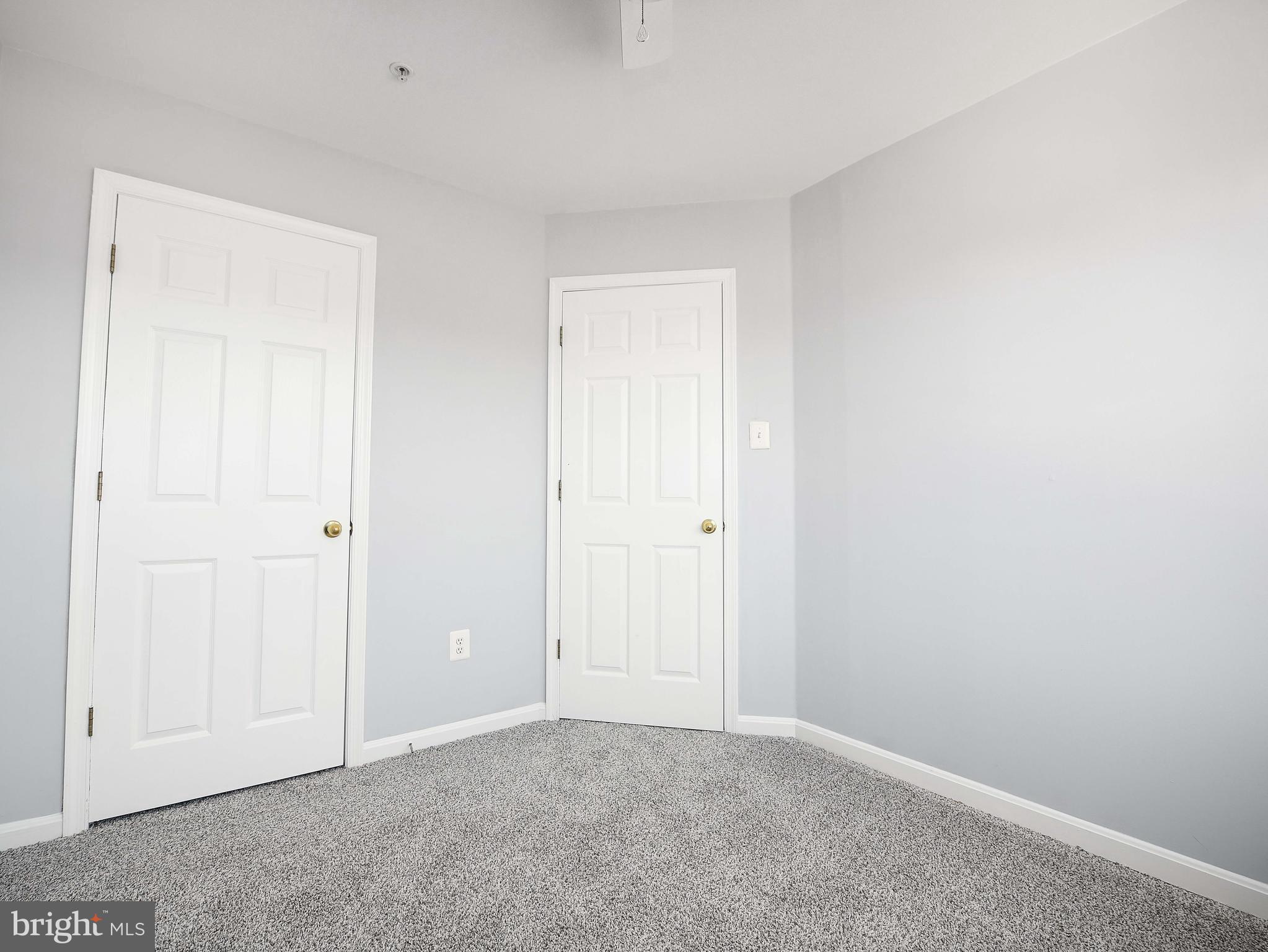 WINTERS RUN MANOR - Residential