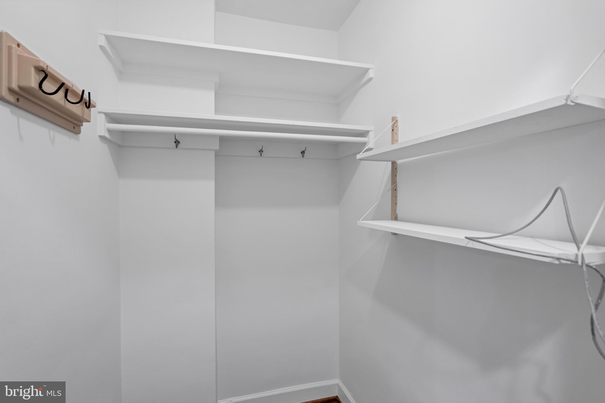 RIVER PLACE - Residential Lease