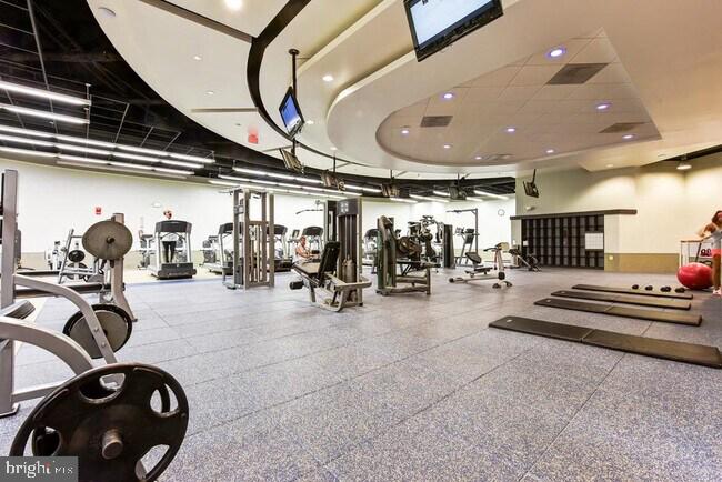 RIVER PLACE - Residential Lease