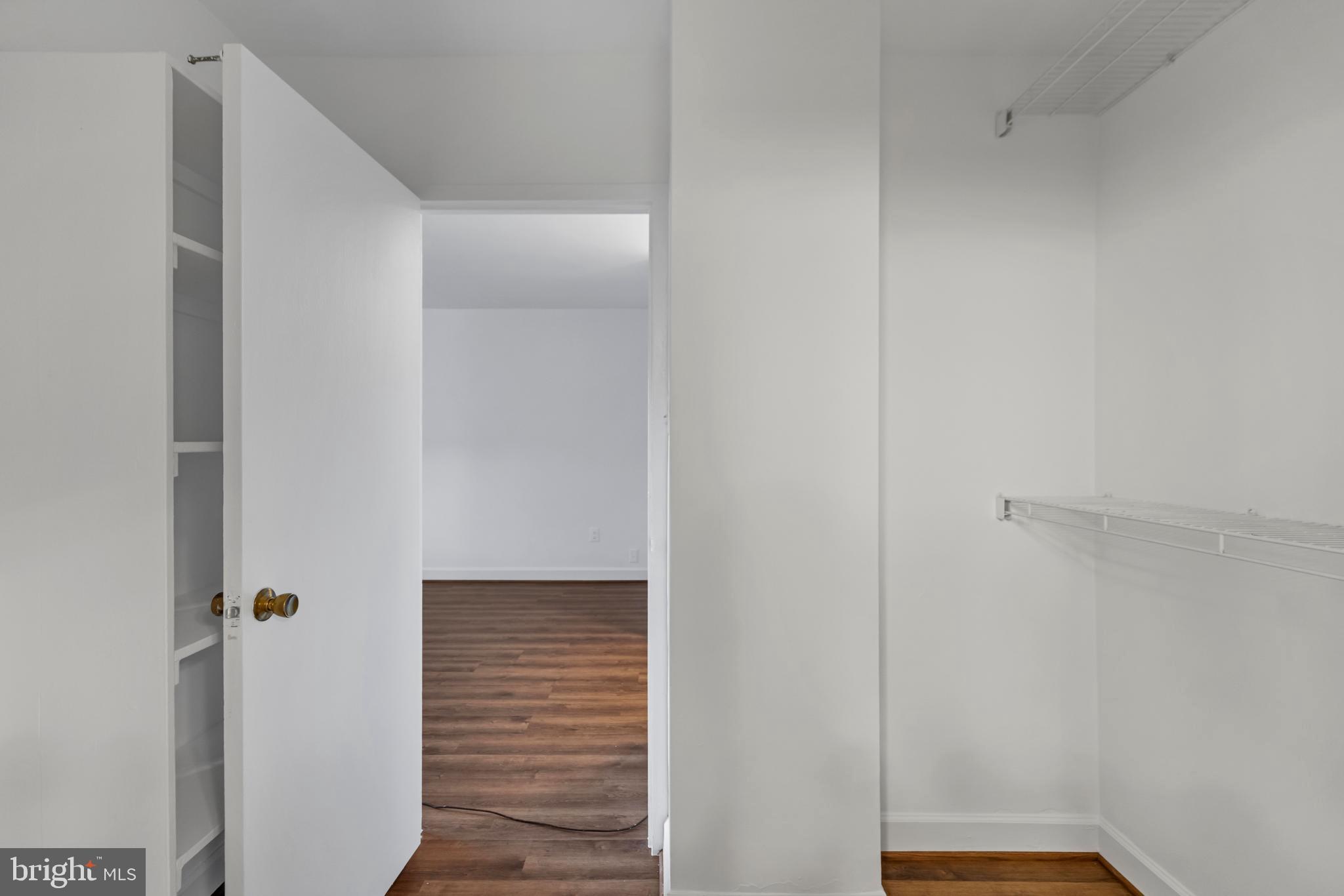 RIVER PLACE - Residential Lease