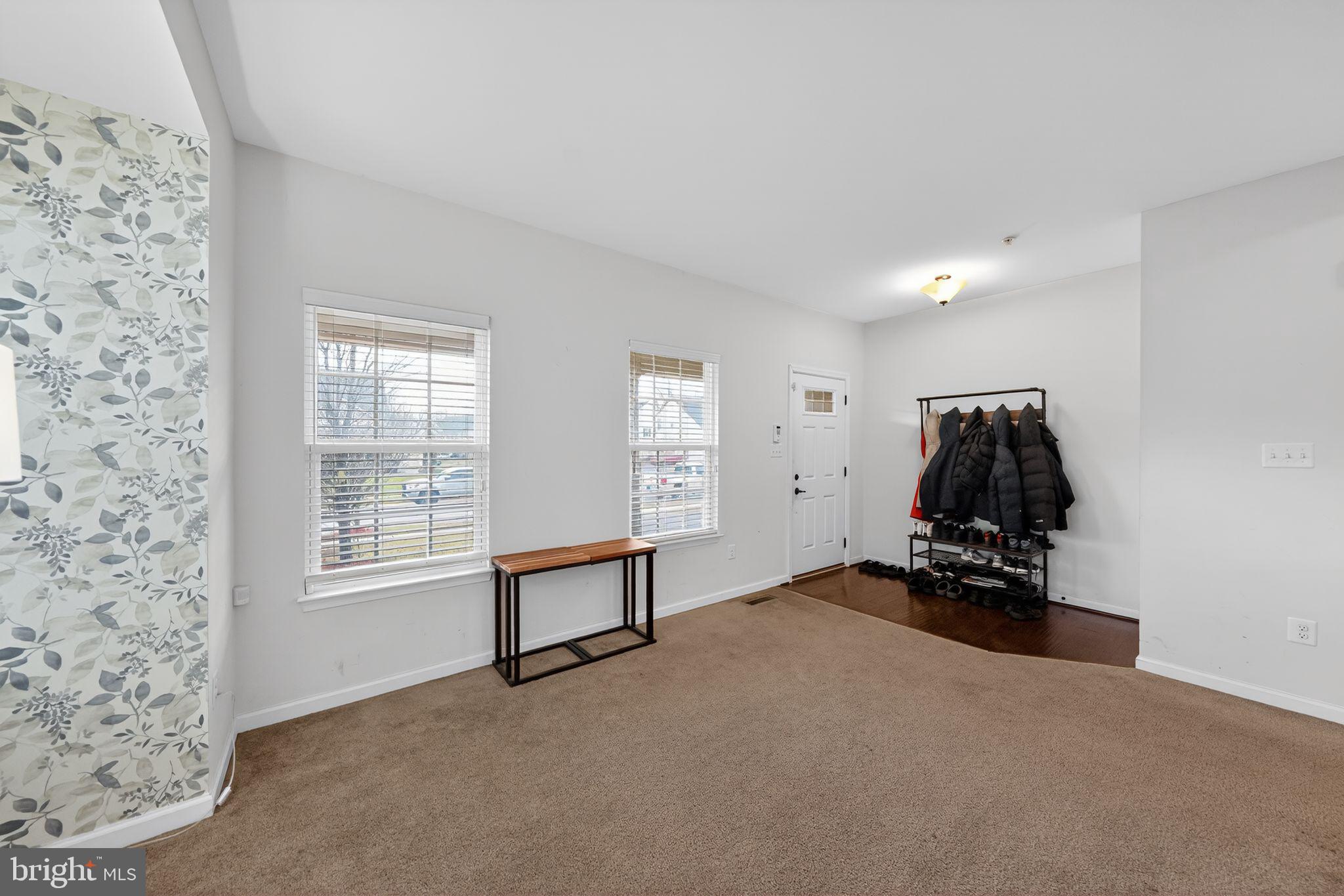 9262 ROCK LYNN CIRCLE