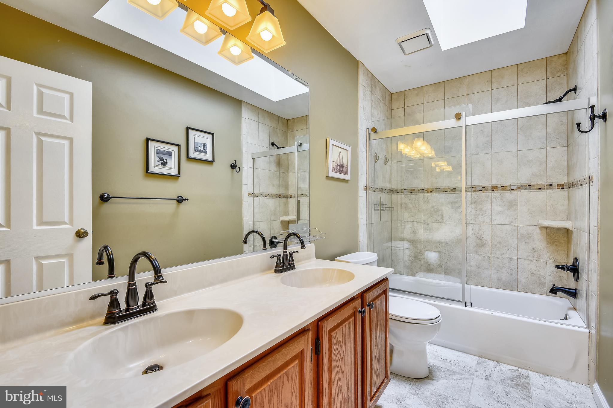 BRIDGEWATER - Residential