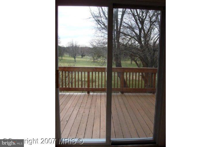 WESTBRIAR COUNTRY CLUB ESTATES - Residential Lease