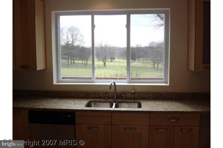 WESTBRIAR COUNTRY CLUB ESTATES - Residential Lease