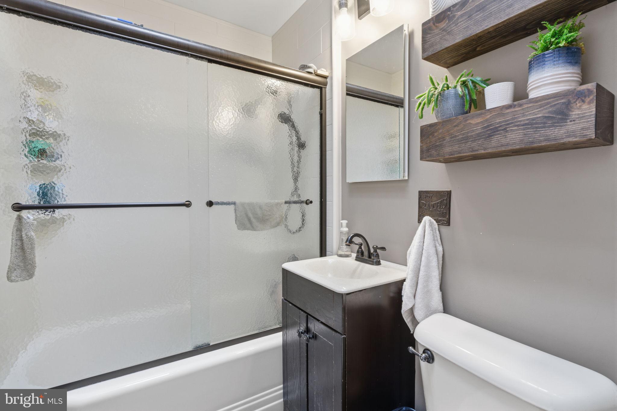 MAYFAIR - Residential