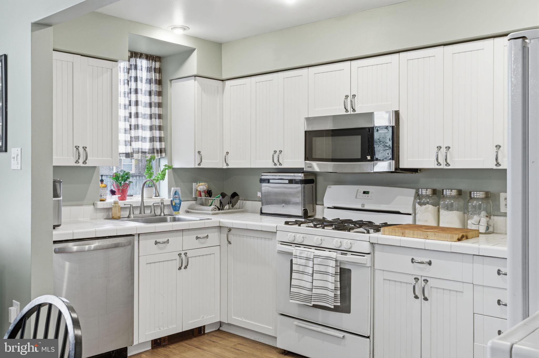 MAYFAIR - Residential