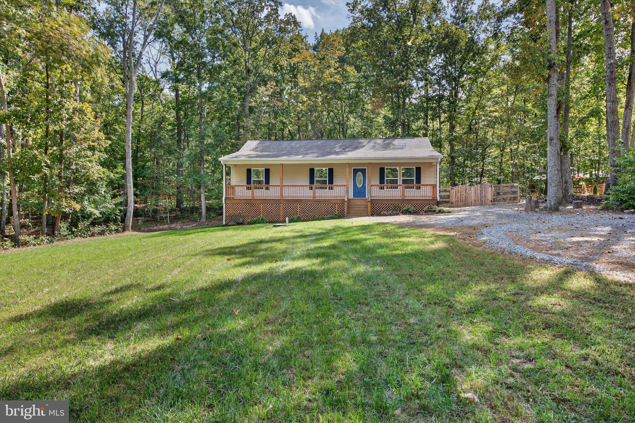 PINE HARBOUR - Residential