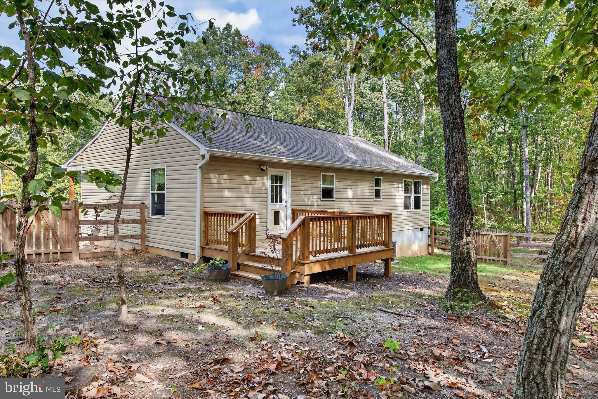 PINE HARBOUR - Residential