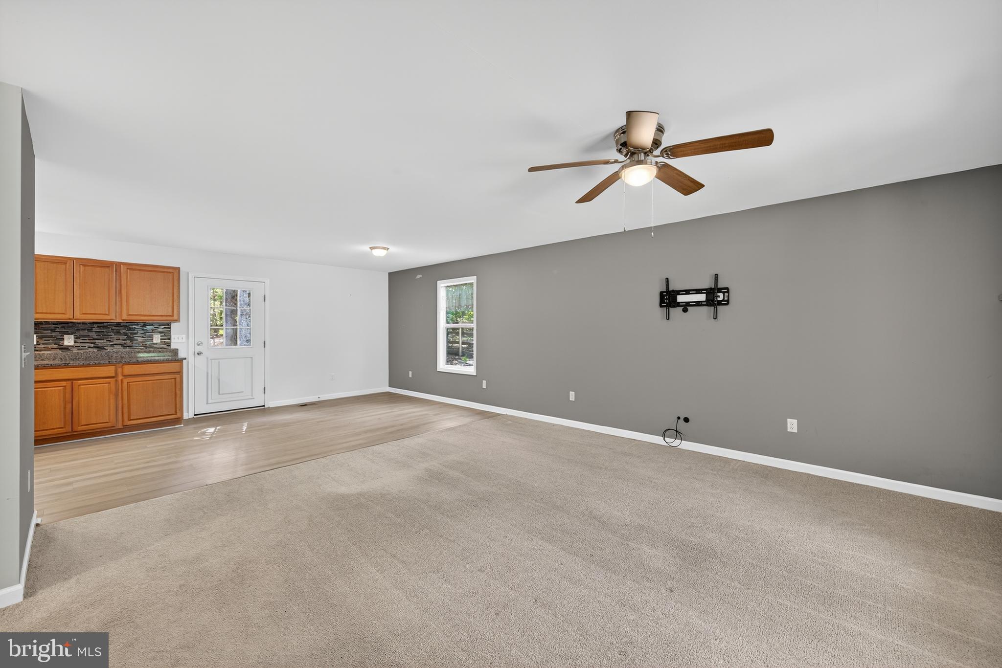 PINE HARBOUR - Residential