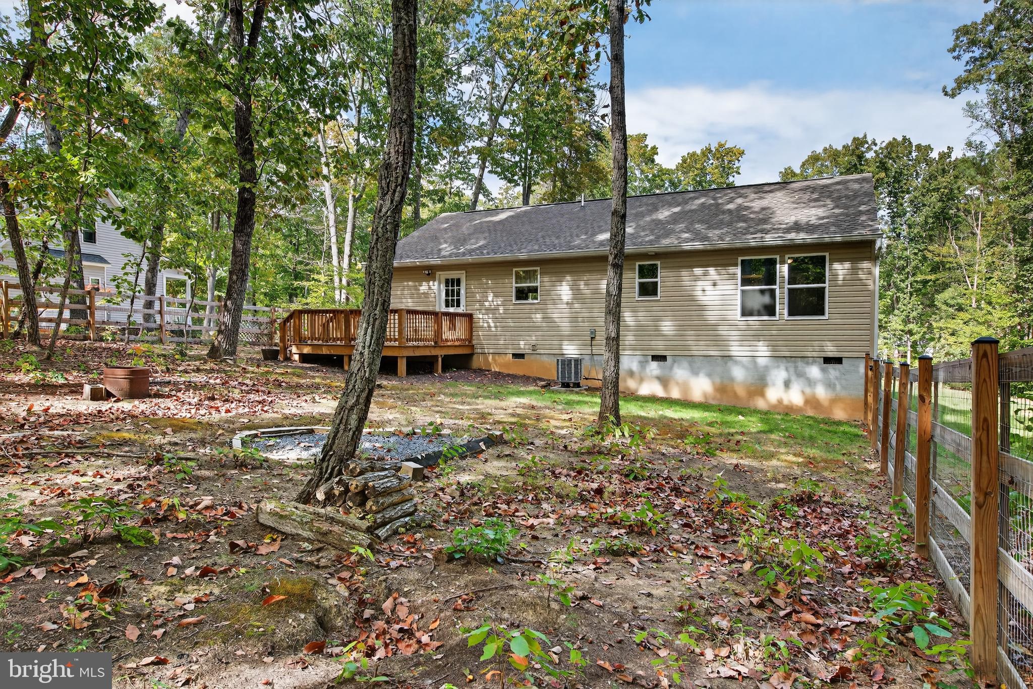 PINE HARBOUR - Residential