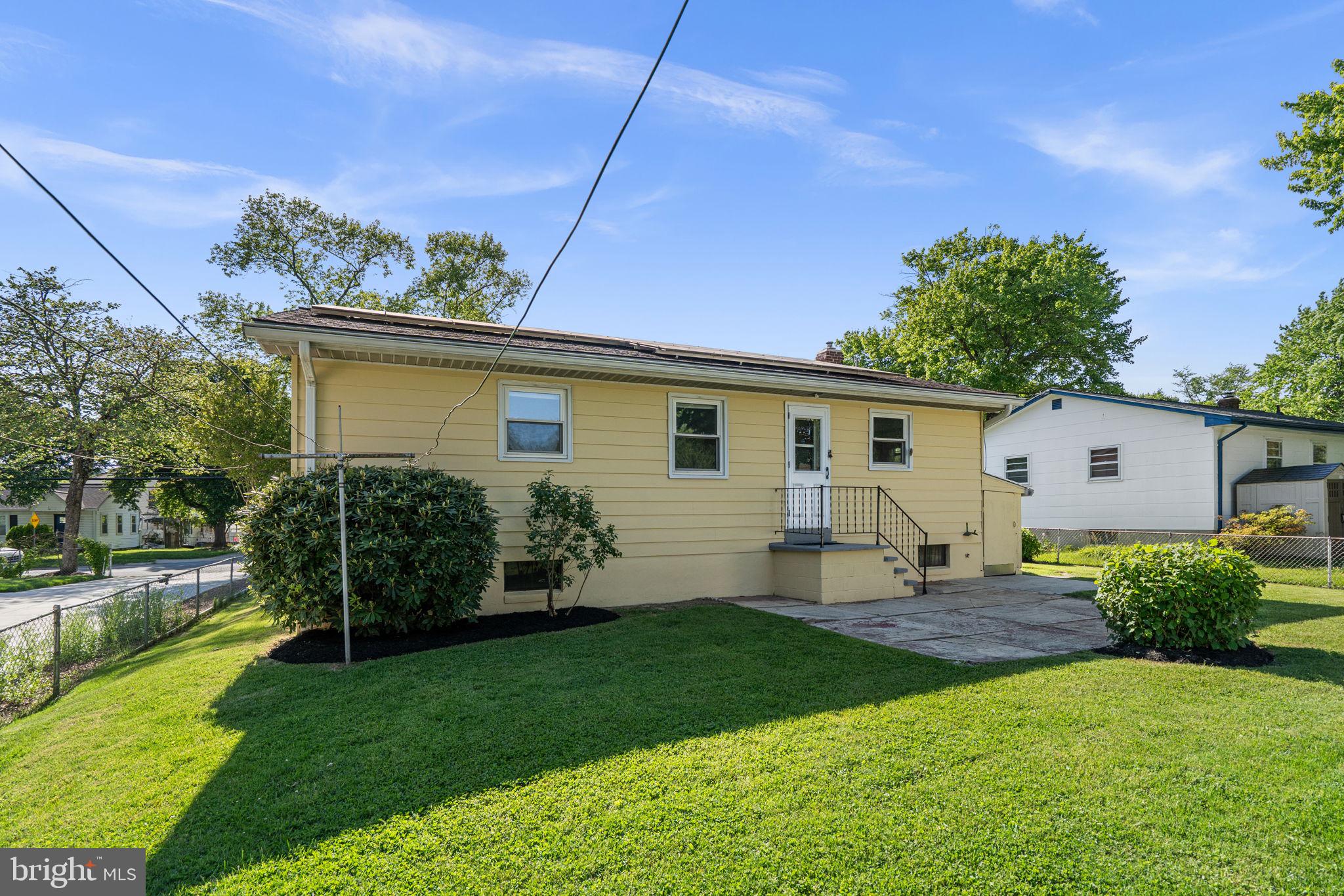 BURGUNDY KNOLLS - Residential