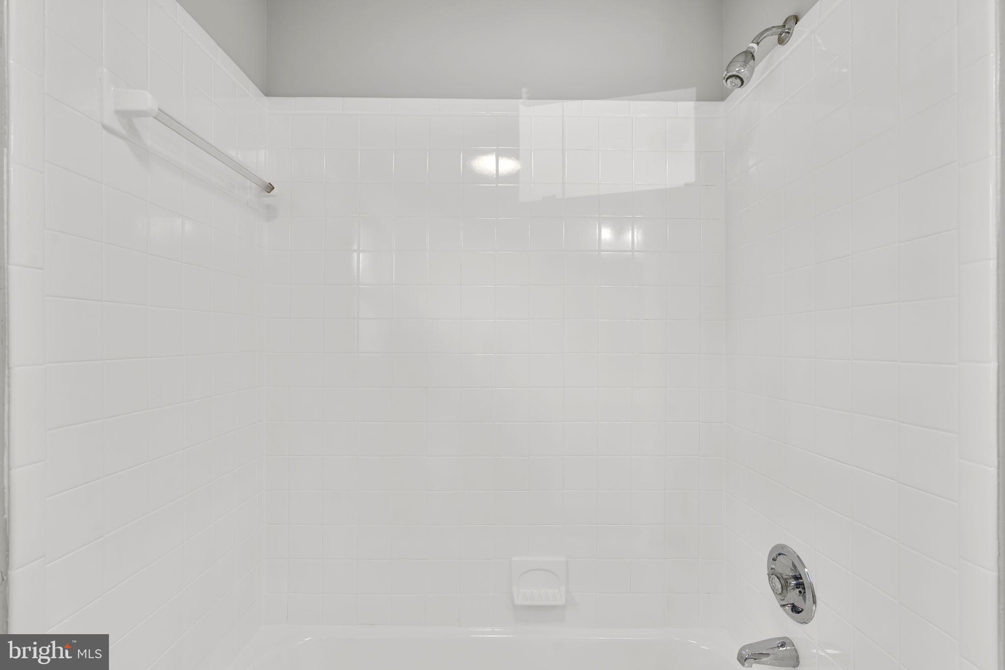 BURGUNDY KNOLLS - Residential