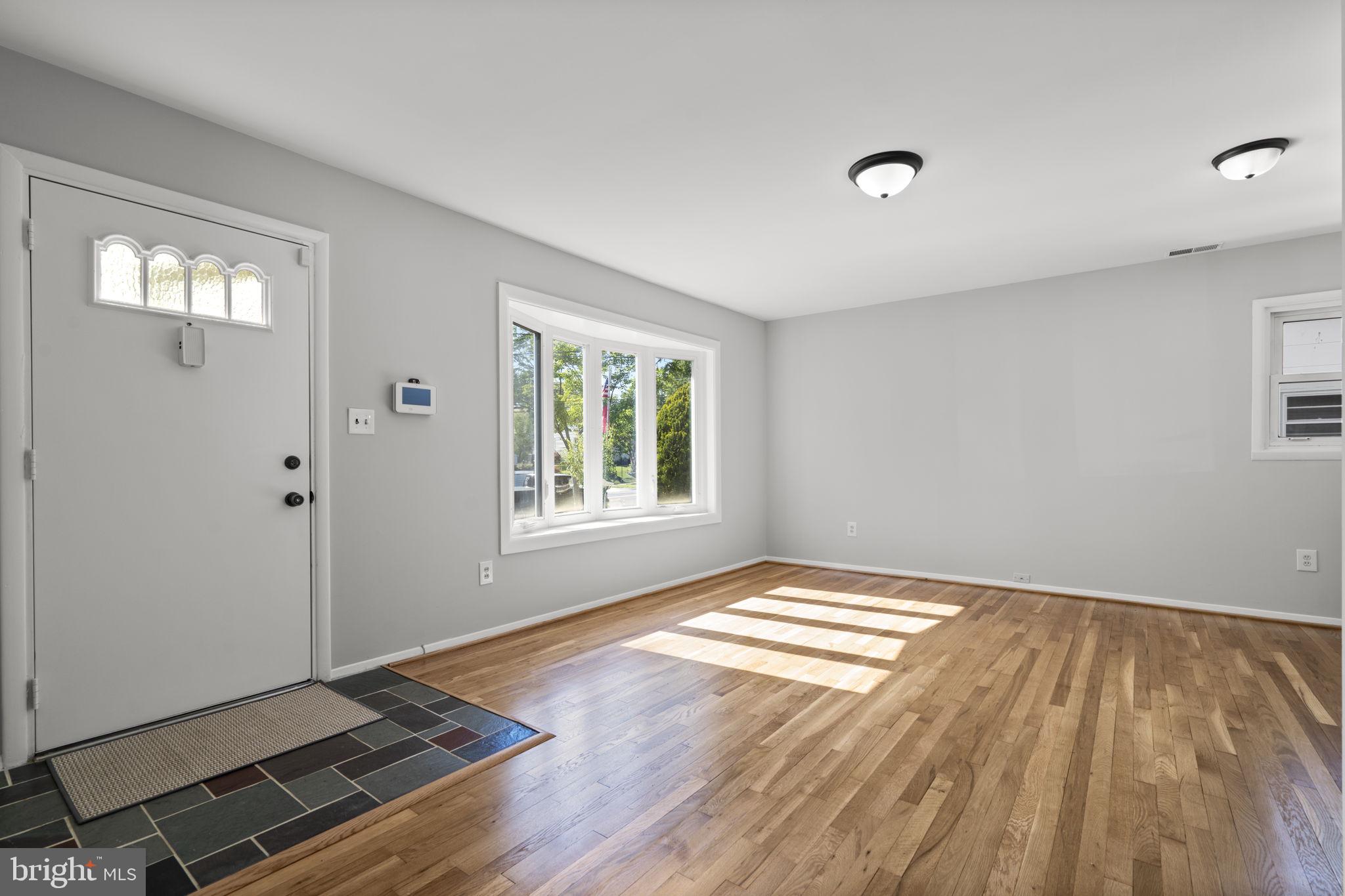 BURGUNDY KNOLLS - Residential