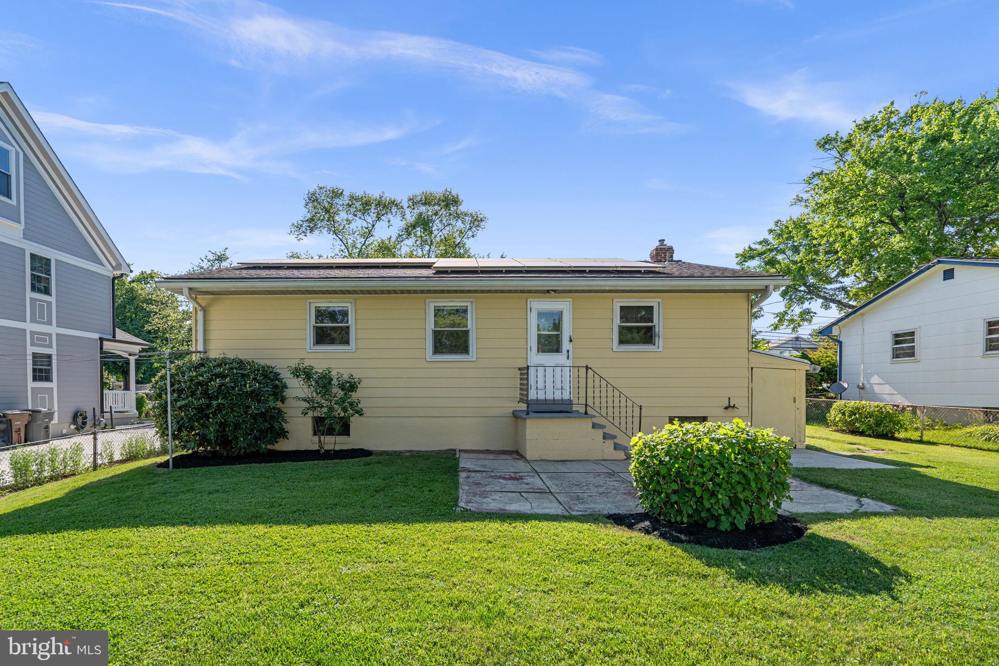 BURGUNDY KNOLLS - Residential