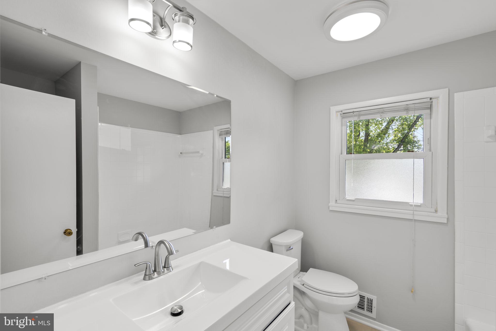 BURGUNDY KNOLLS - Residential