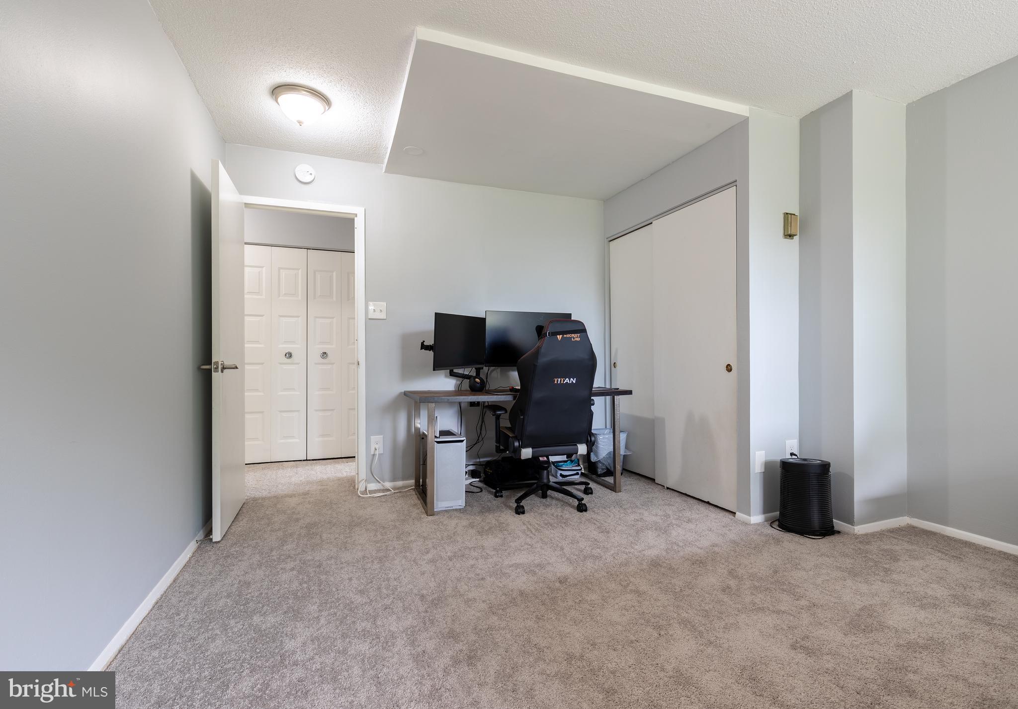 TOWERS IN WESTCHESTER PARK - Residential