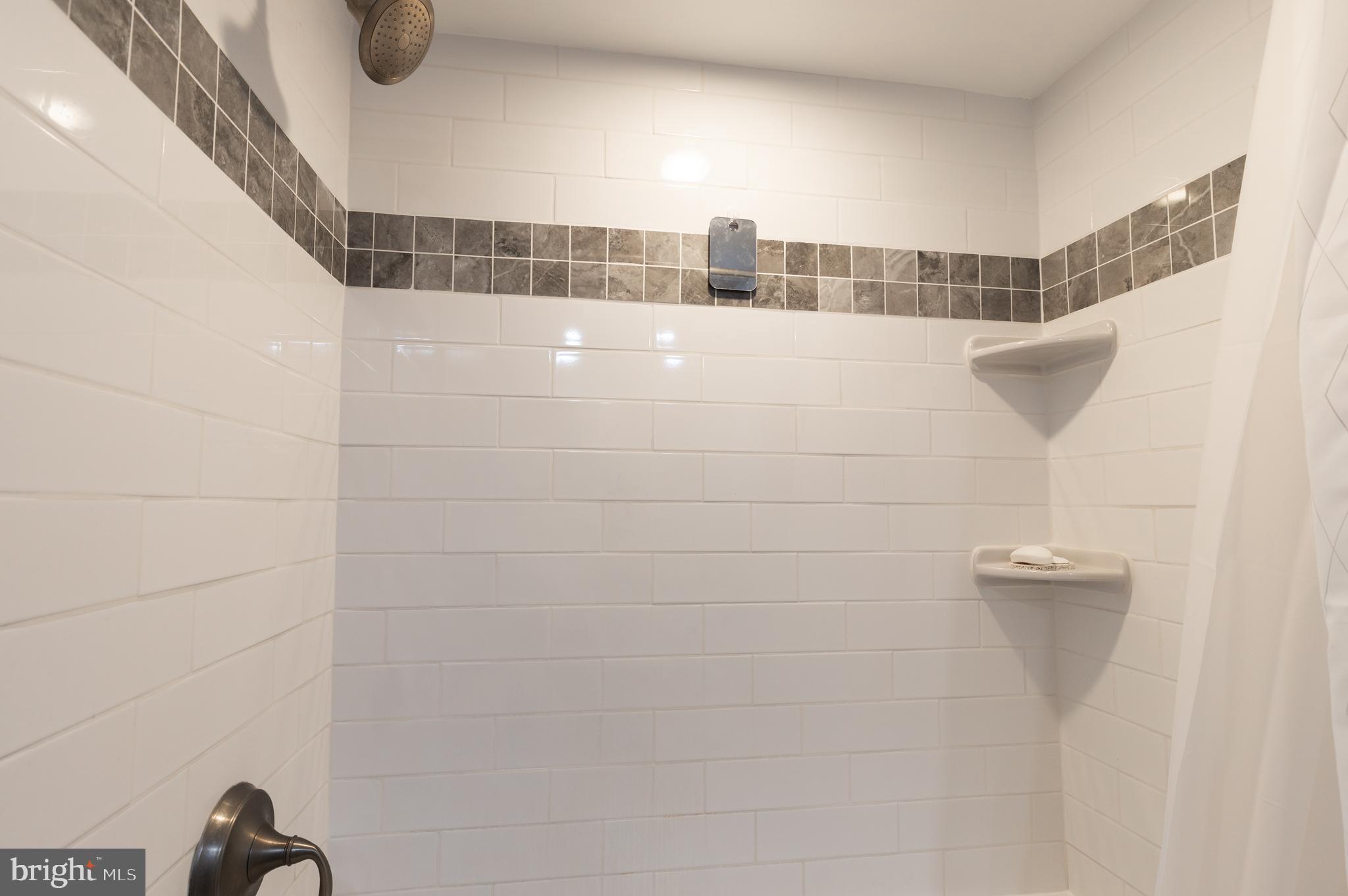 TOWERS IN WESTCHESTER PARK - Residential