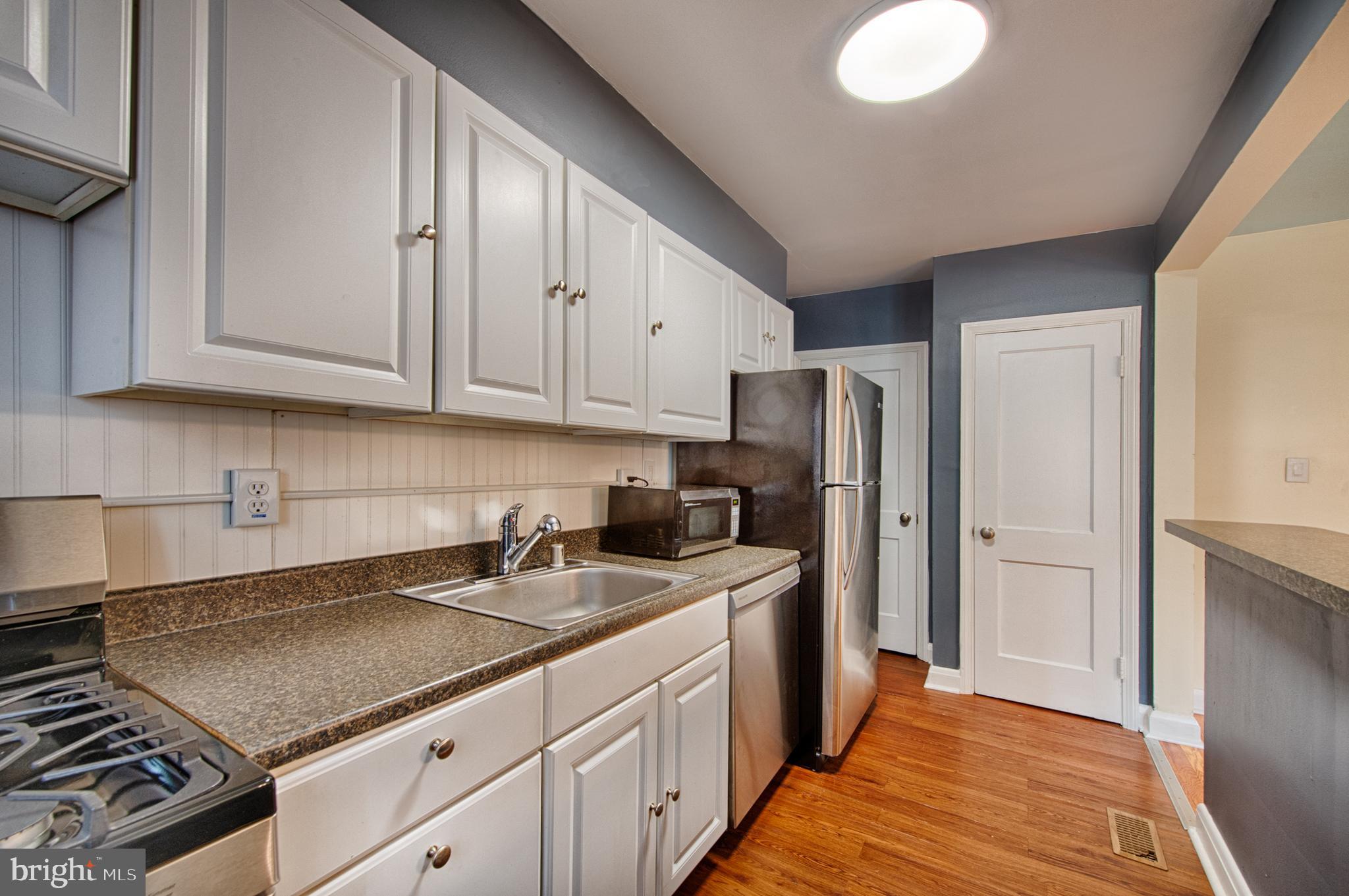 WOODWARD SQUARE - Residential