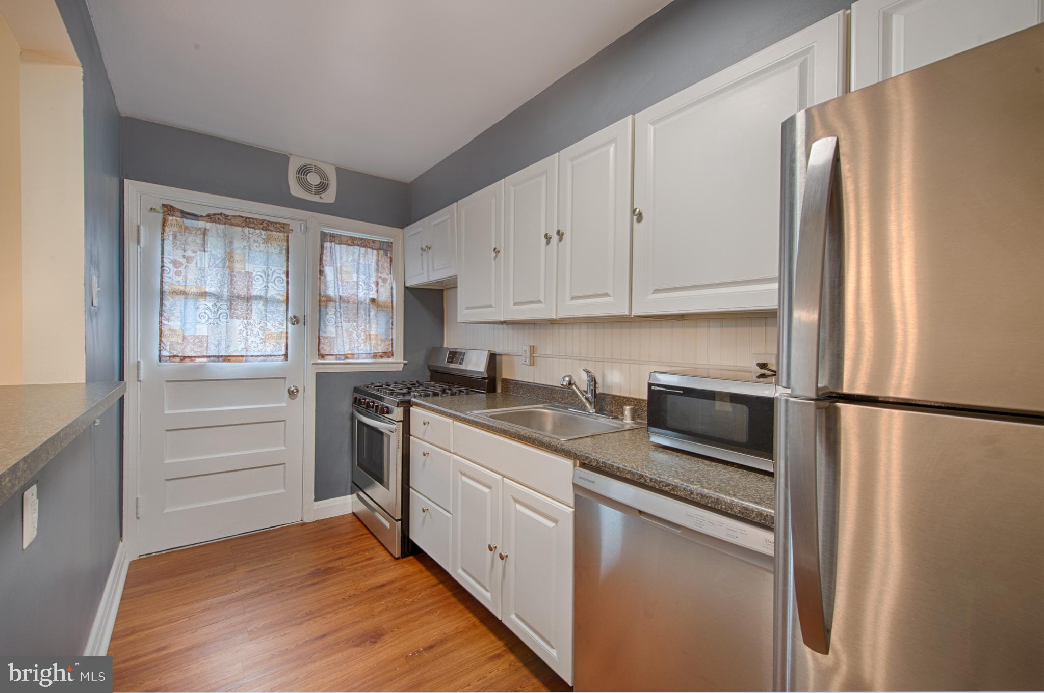 WOODWARD SQUARE - Residential