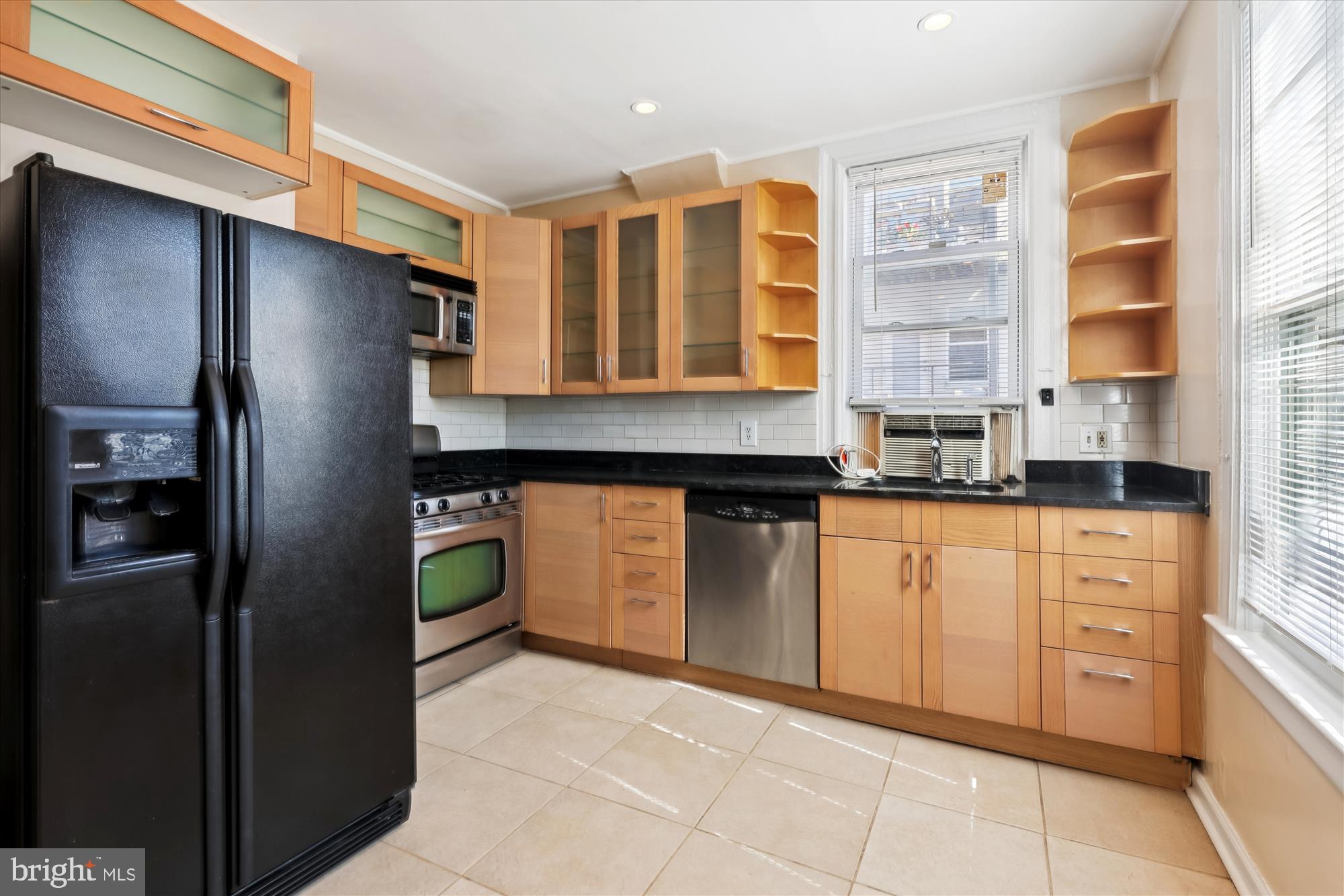 14 SEATON PLACE NW