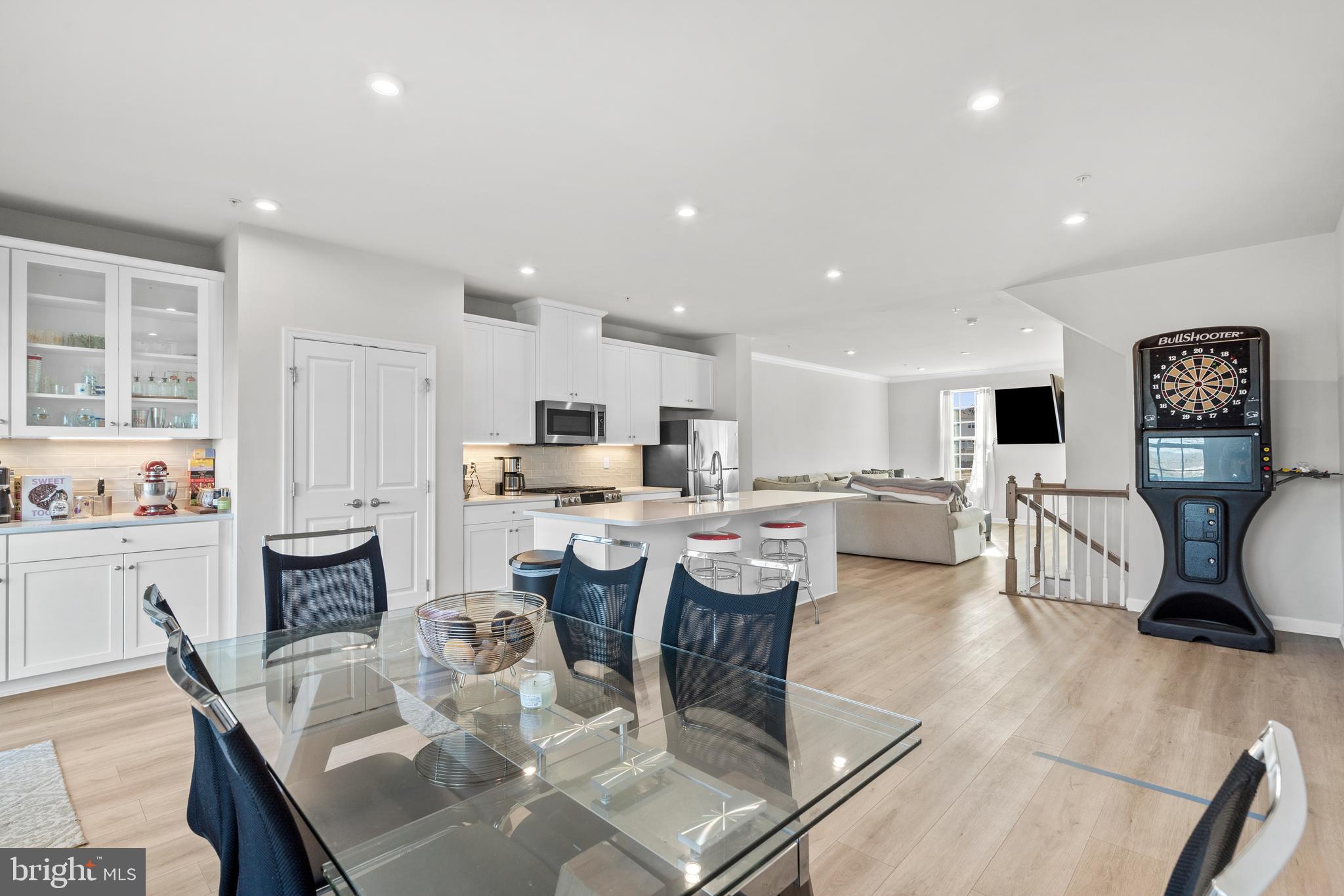 DUBLIN CROSSING - Residential