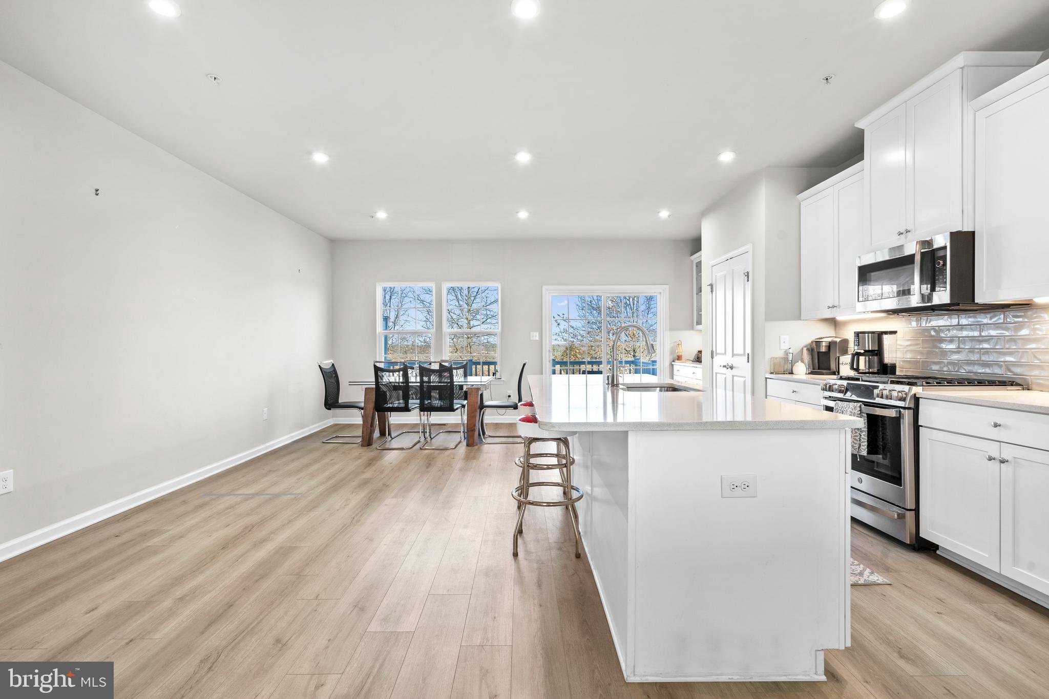 DUBLIN CROSSING - Residential