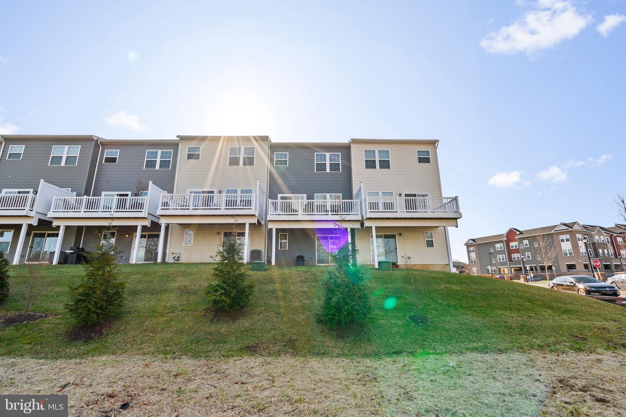 DUBLIN CROSSING - Residential