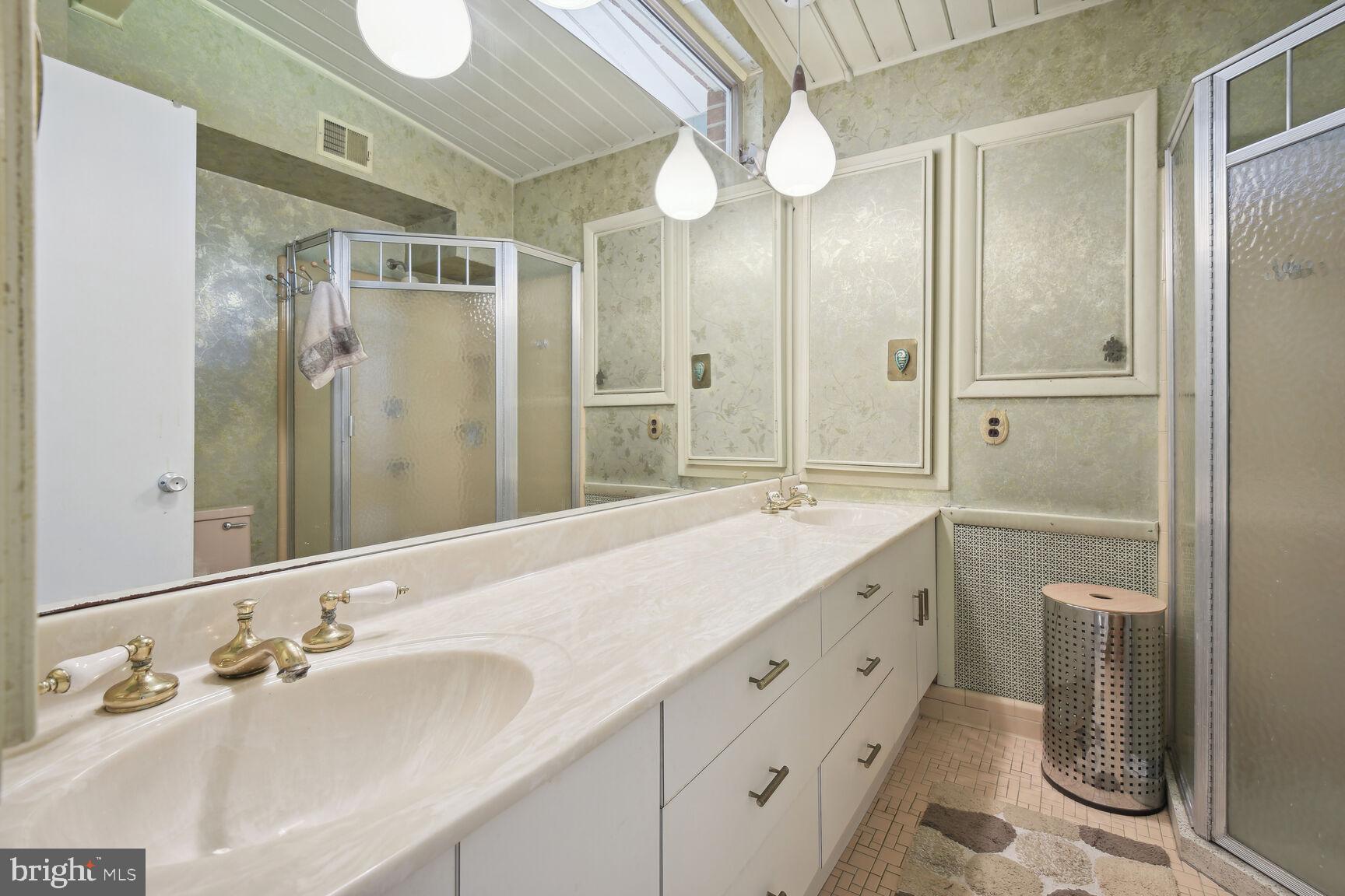 WILSON KNOLLS - Residential