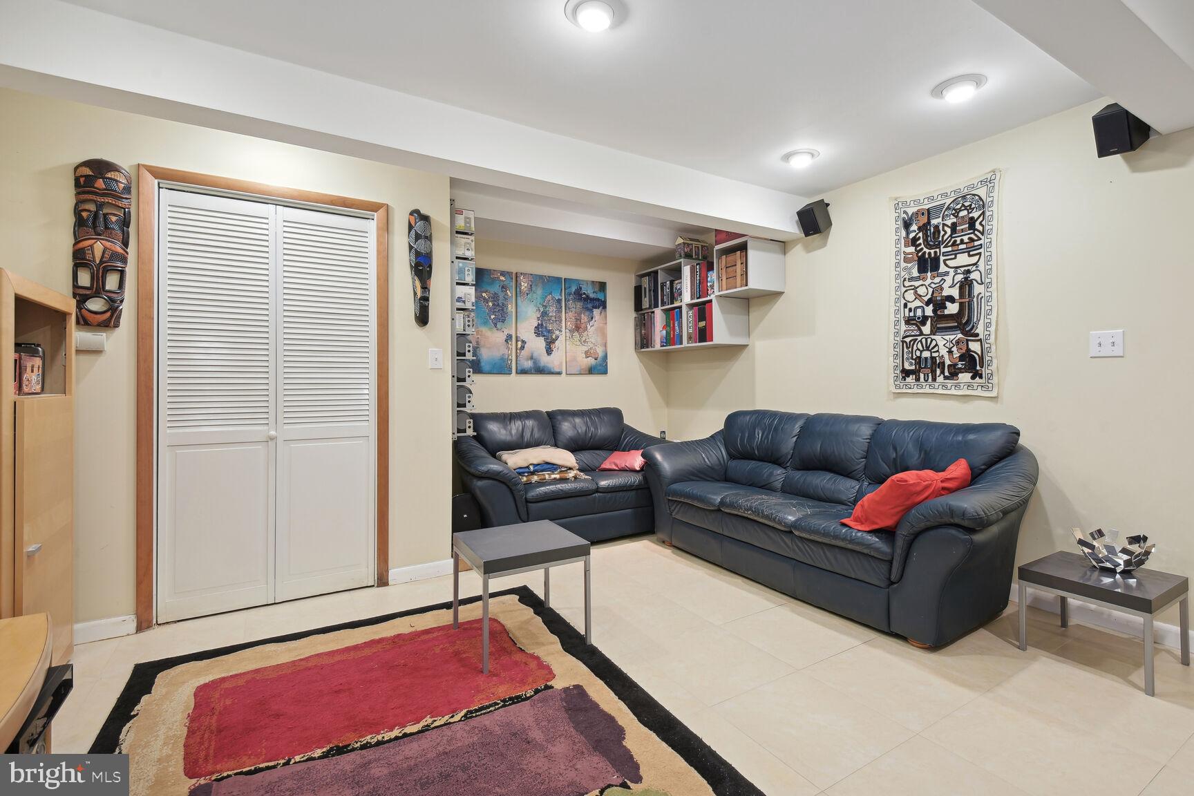 WILSON KNOLLS - Residential