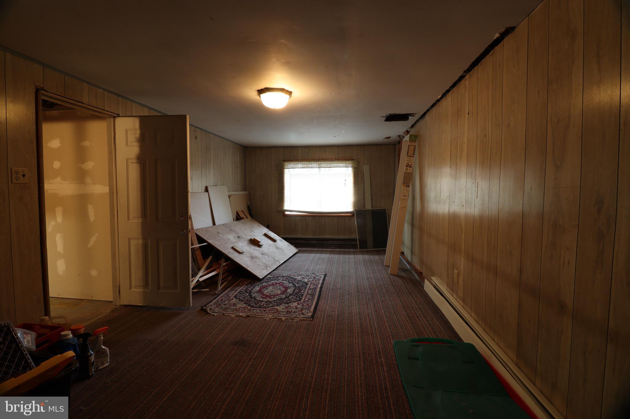 DEER LAKE - Residential