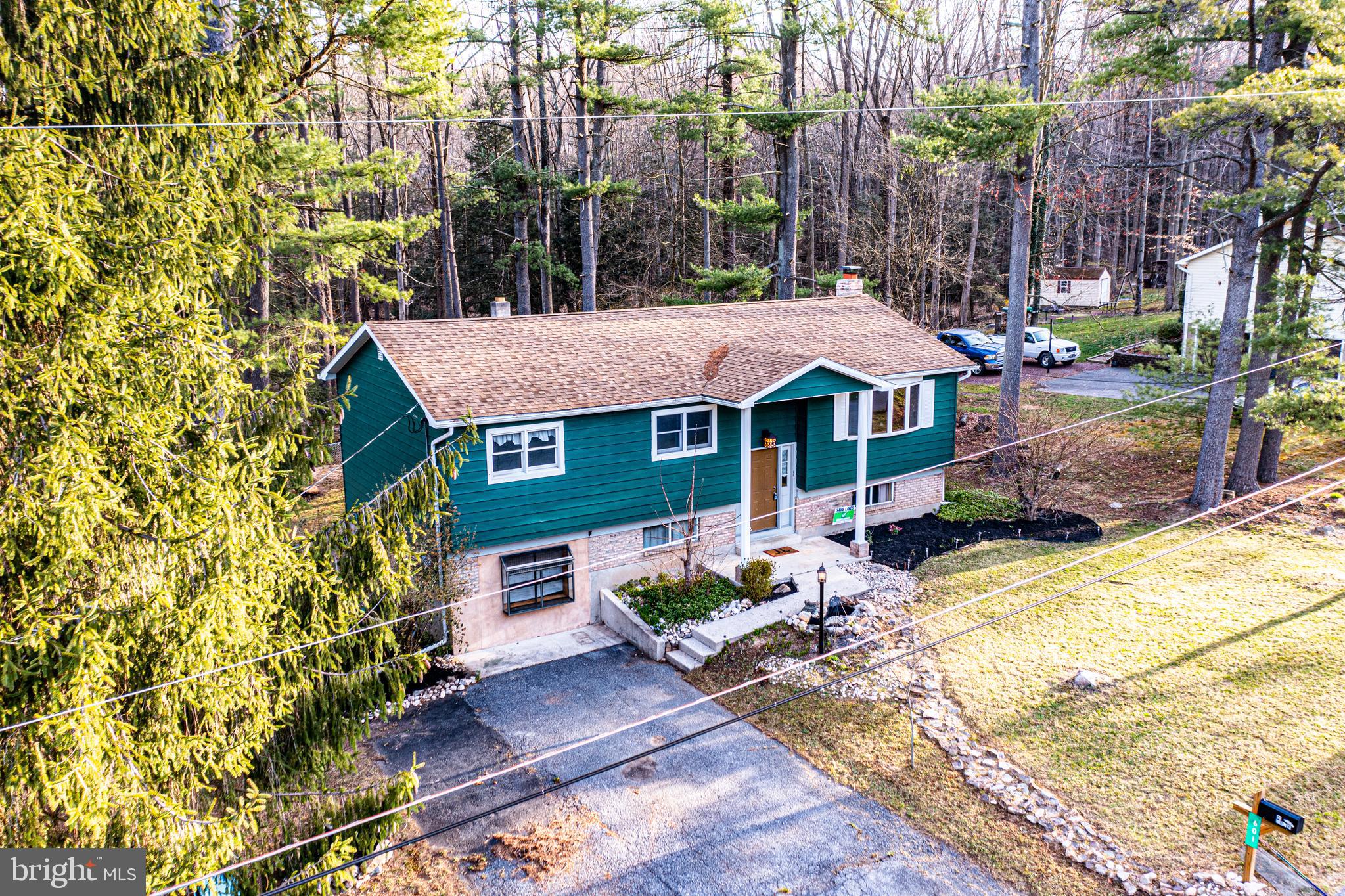 DEER LAKE - Residential