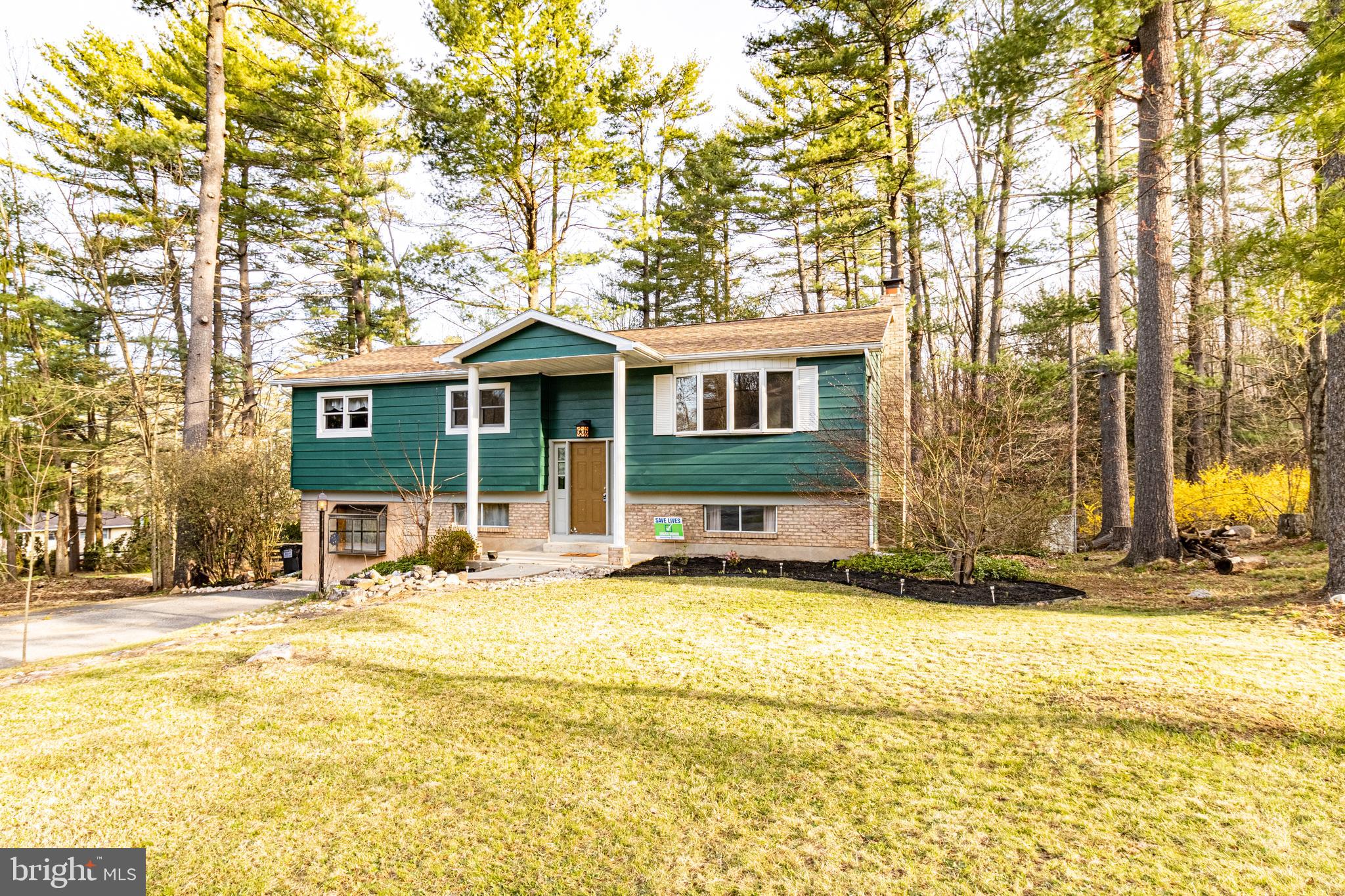 DEER LAKE - Residential