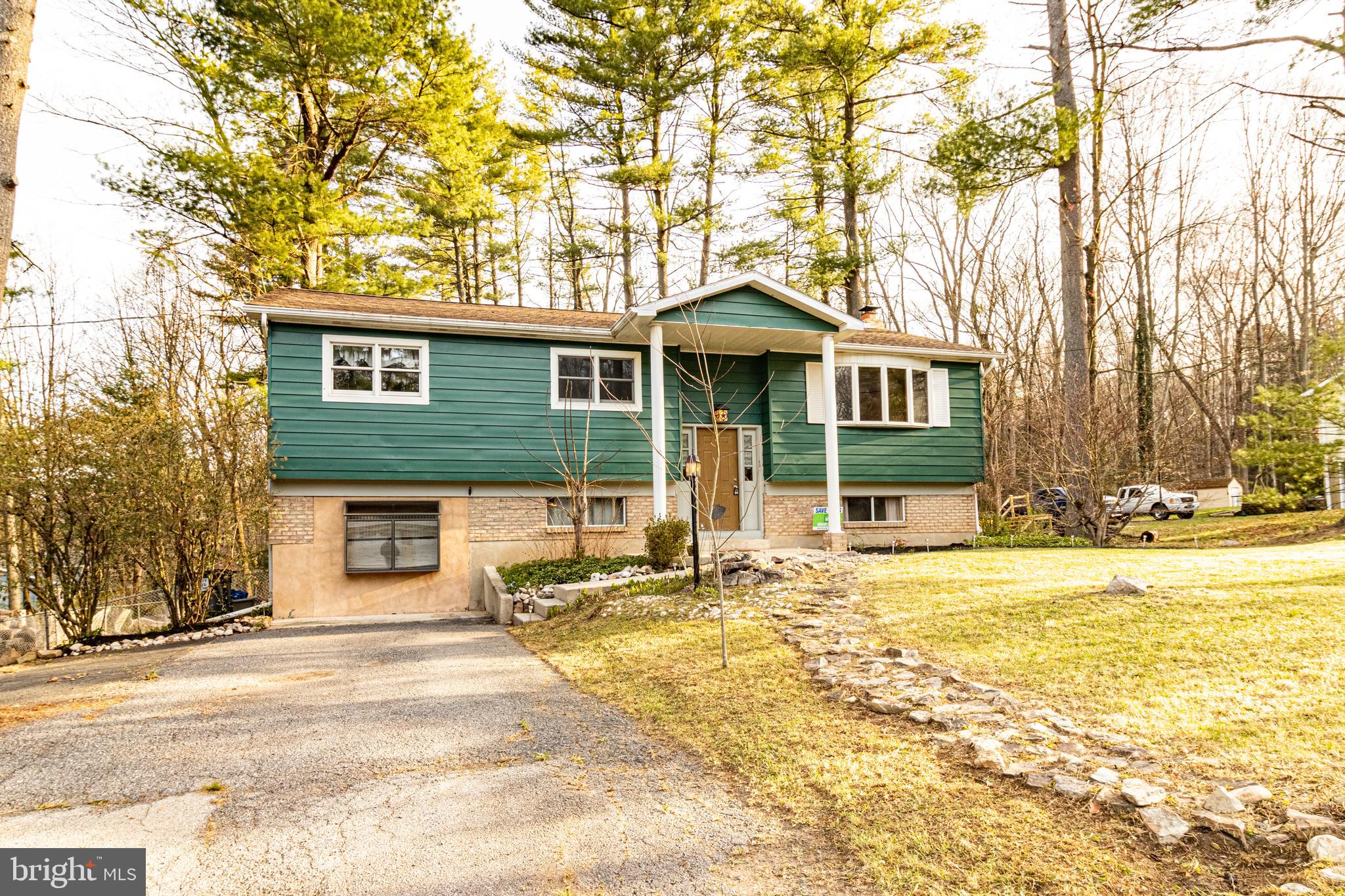 DEER LAKE - Residential