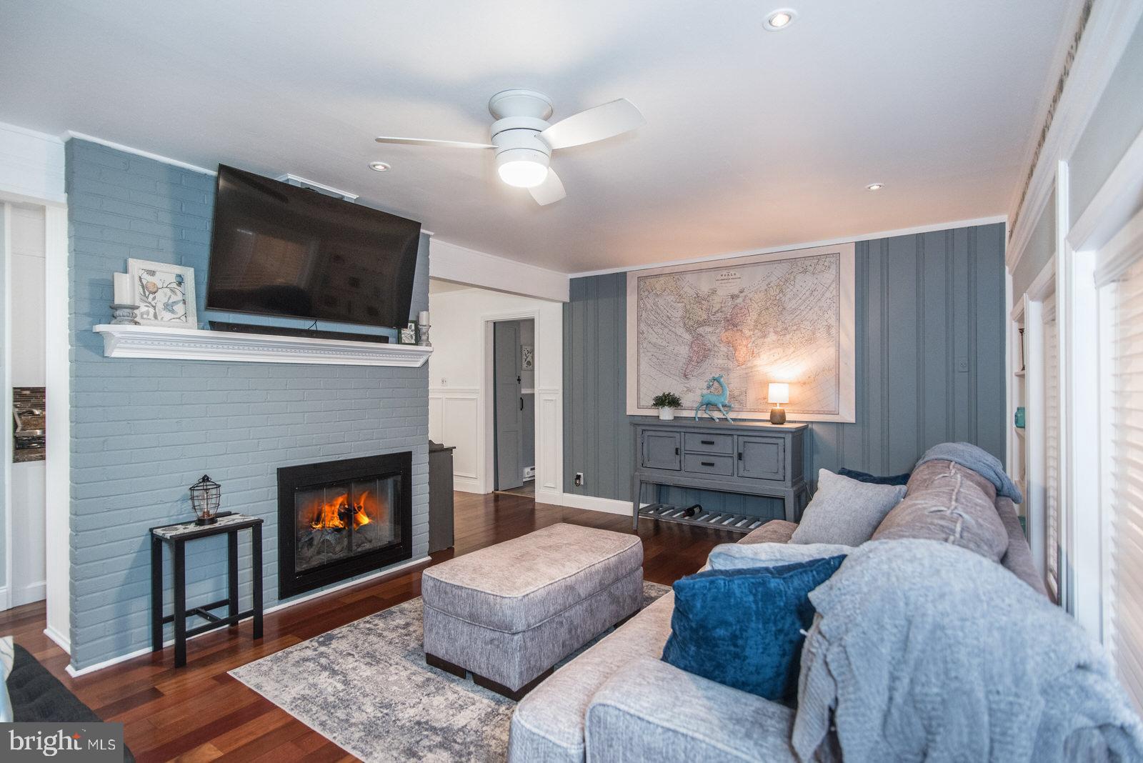 ACADEMY GARDENS - Residential