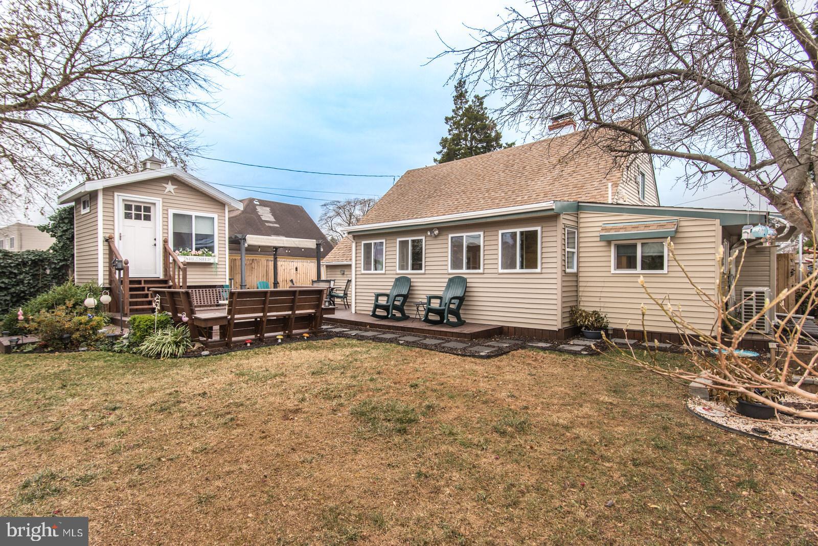 ACADEMY GARDENS - Residential