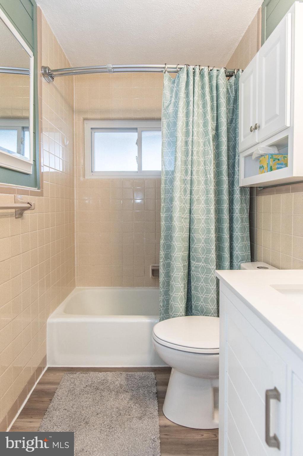 ACADEMY GARDENS - Residential